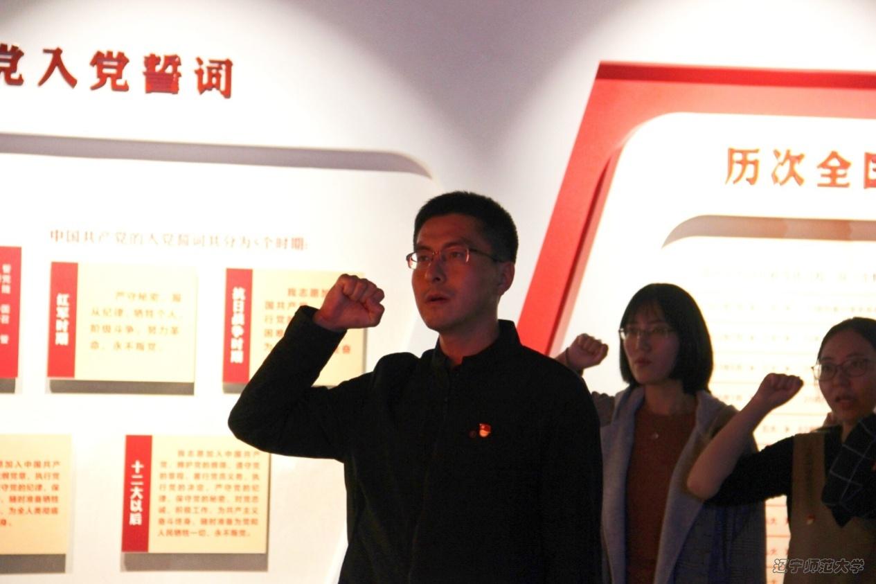 乌鸦传媒