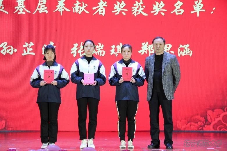 乌鸦传媒