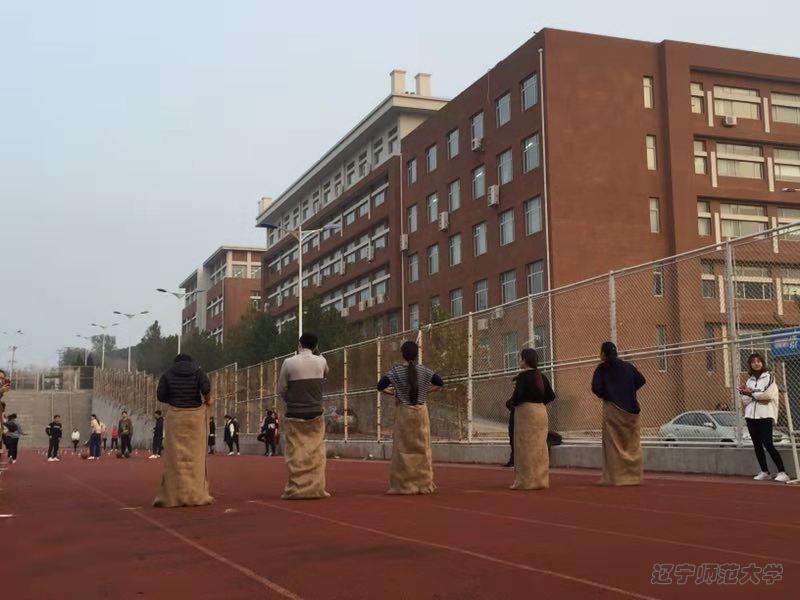 乌鸦传媒