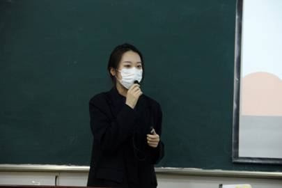 乌鸦传媒