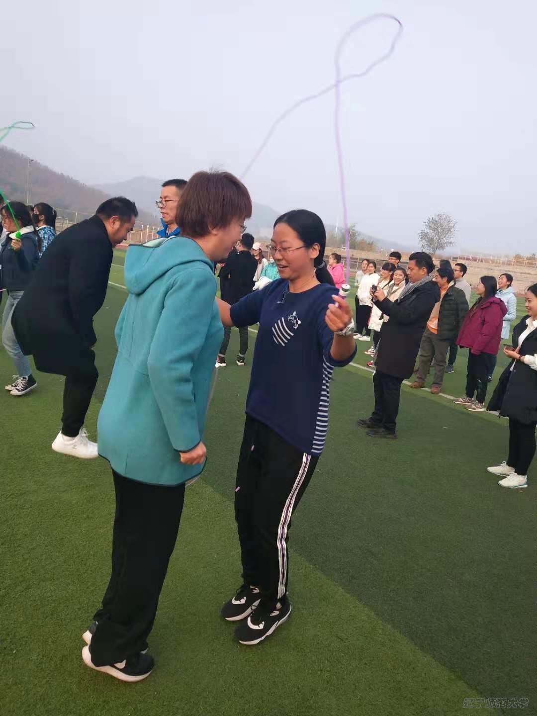 乌鸦传媒